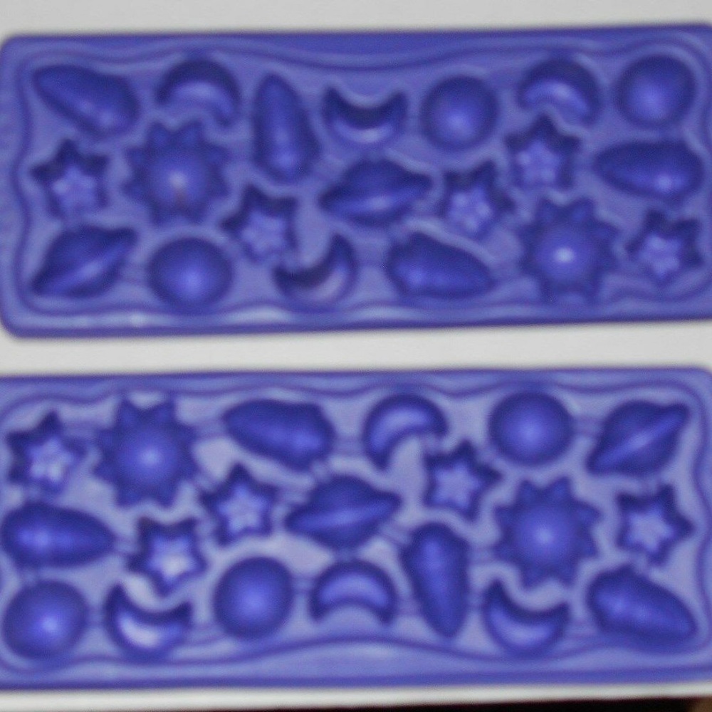 Rare 2 Pcs Solar System Cosmic Ice Cube Tray